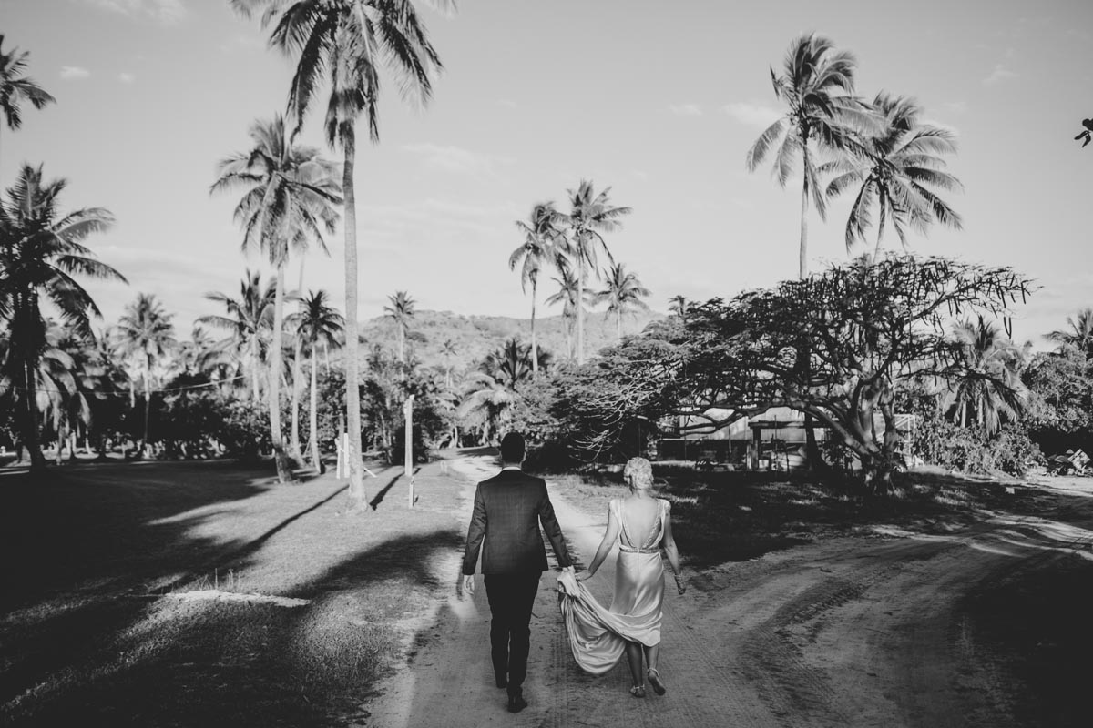 Mike and vanessa christian wedding at vomo island fiji