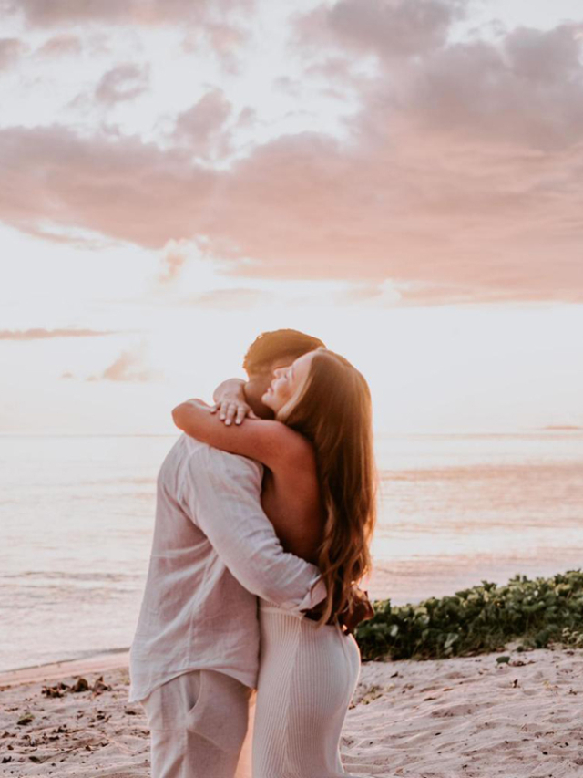 She said yes! A beautiful “Marry Me” moment on Vomo Island Fiji.